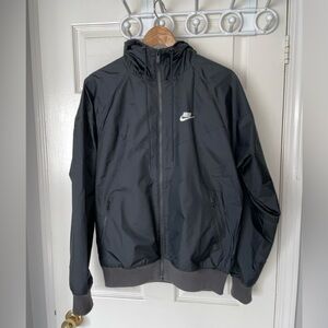 Nike Men’s Woven Windrunner Hooded Jacket Small